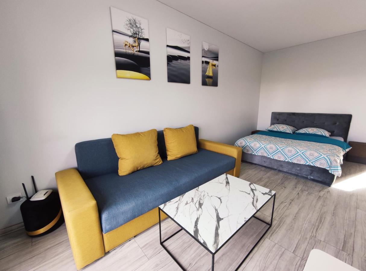 K-Town - Apartments Viabaltic Kaunas Exterior foto